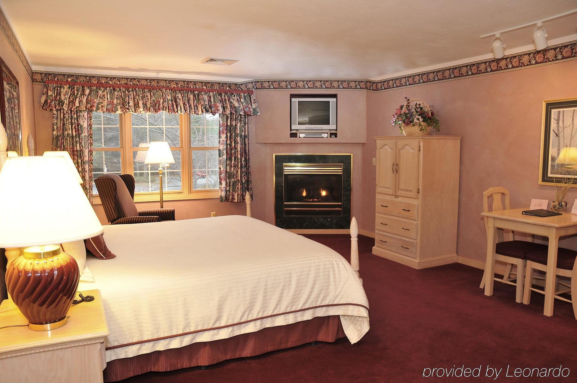 Ashbrooke Hotel Egg Harbor Room photo